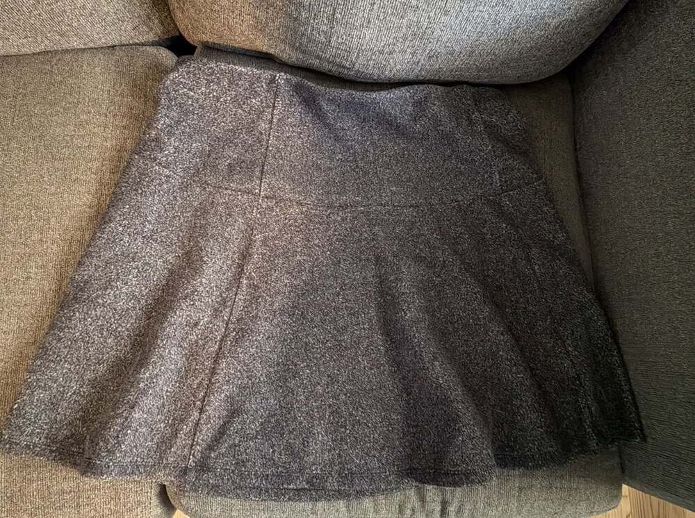 LOFT Skirt Size L Gray Tweed Fleece Lined Pull On Mini
